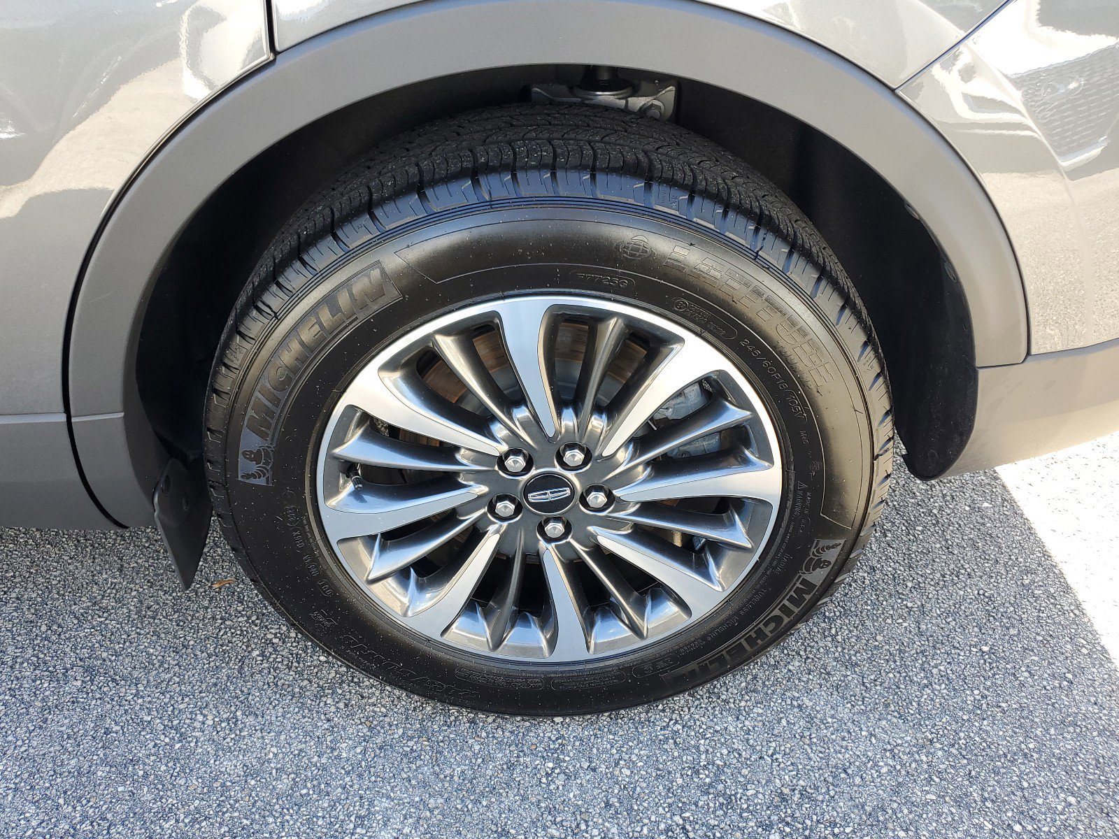 Used 2023 Lincoln Nautilus AWD image 7