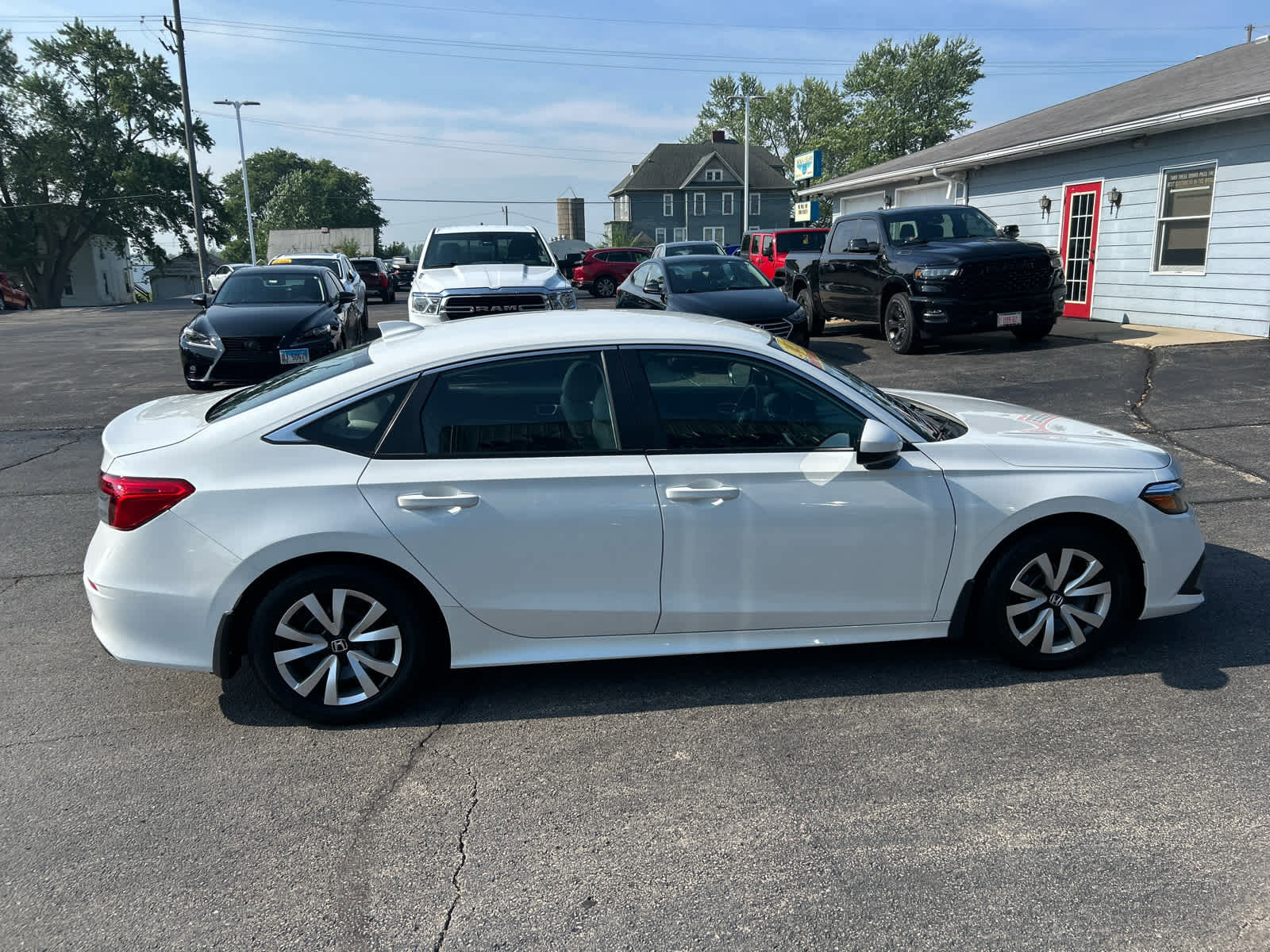 Used 2023 Honda Civic LX image 2