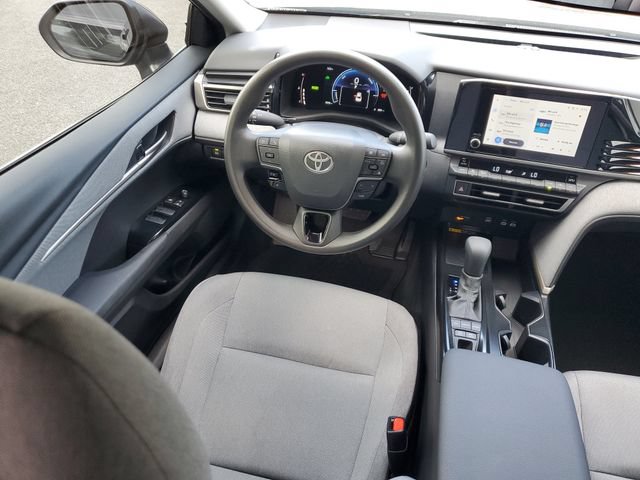 Used 2025 Toyota Camry LE FWD image 7