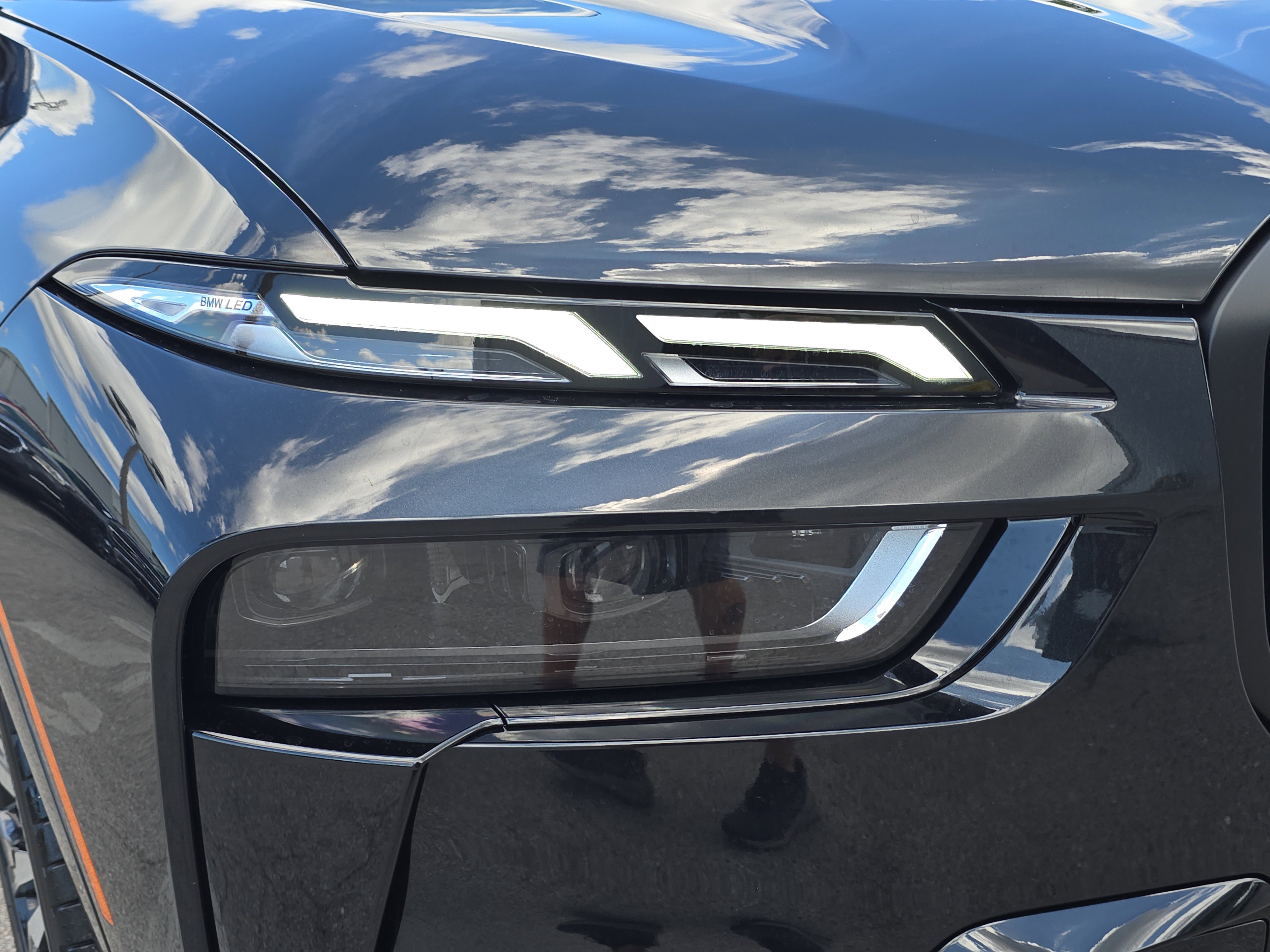 New 2026 BMW X7 M60i image 7