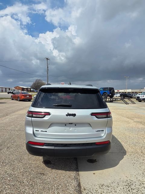 Used 2022 Jeep Grand Cherokee L Limited w/ Luxury Tech Group II AWD/4WD image 7