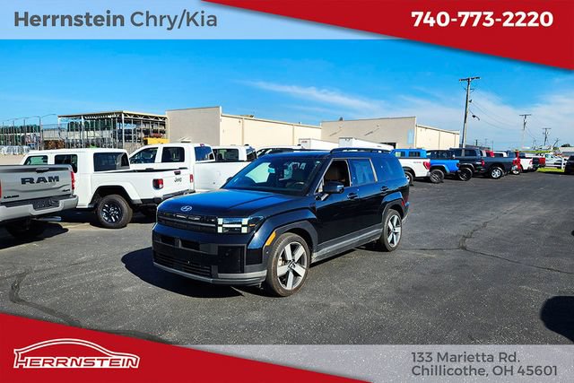 Used 2025 Hyundai Santa Fe Limited AWD/4WD image 3