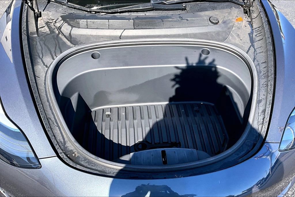 Used 2021 Tesla Model 3 Performance image 27