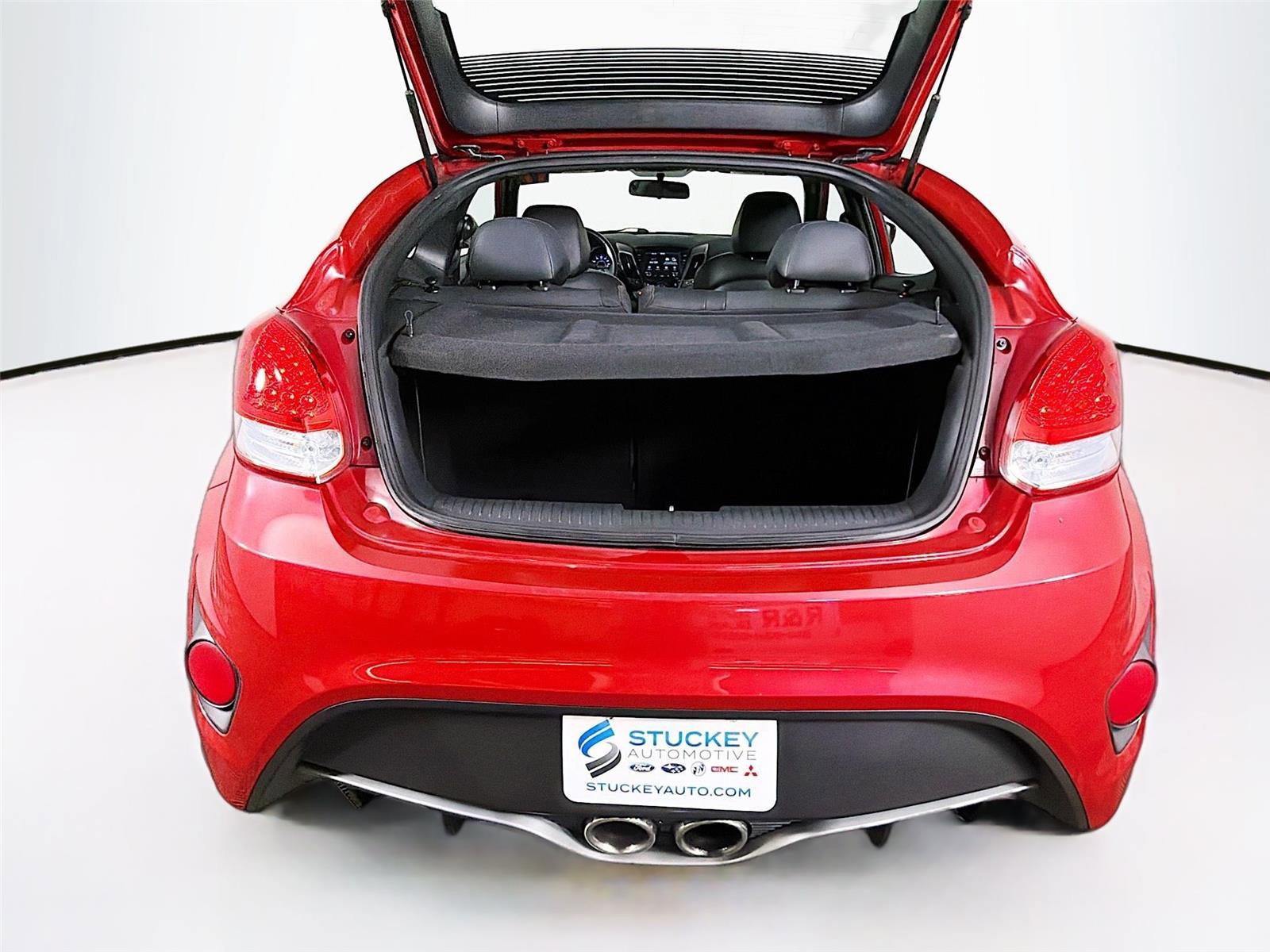 Used 2017 Hyundai Veloster Turbo image 24