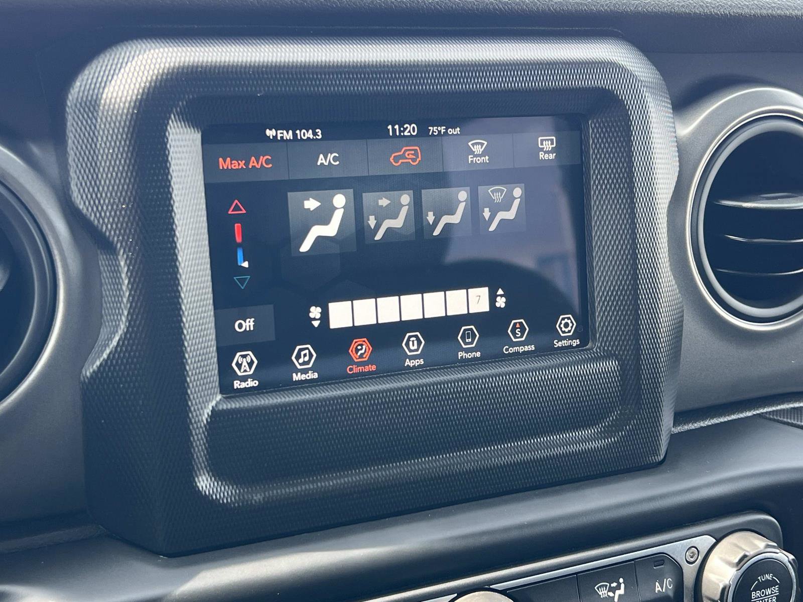 Used 2023 Jeep Wrangler Sport S image 12