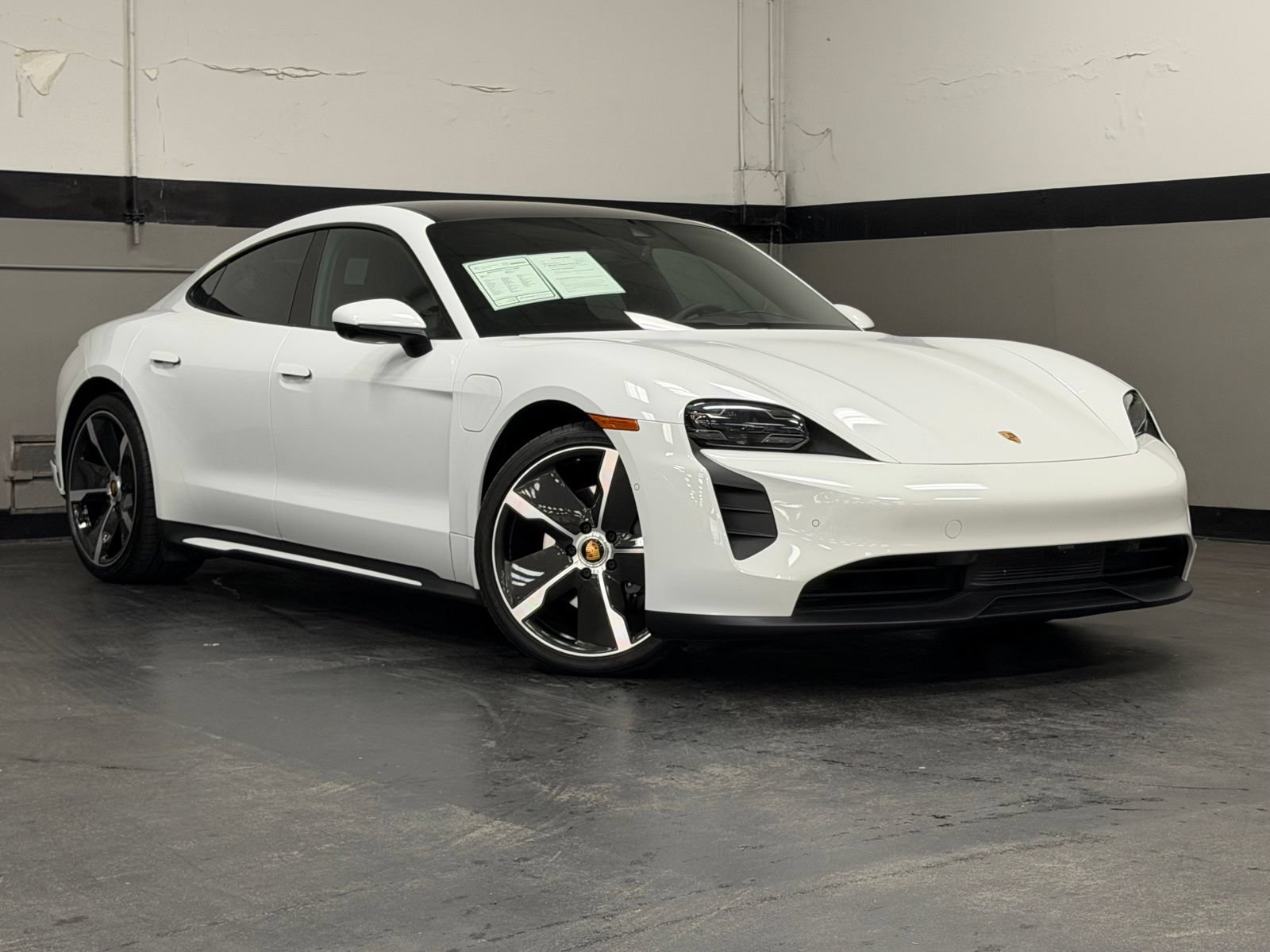 Used 2023 Porsche Taycan w/ Premium Package RWD image 2