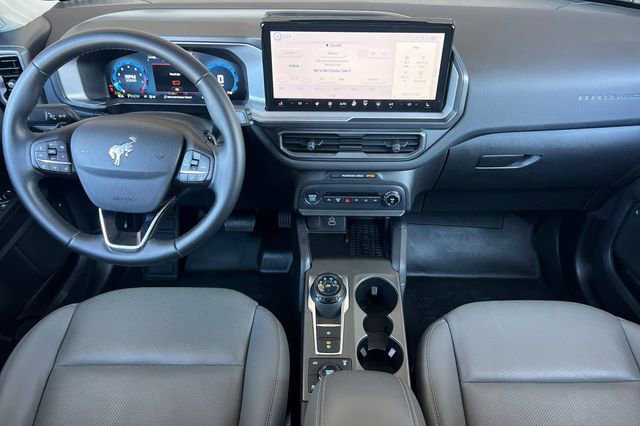 Used 2025 Ford Bronco Sport Badlands image 15