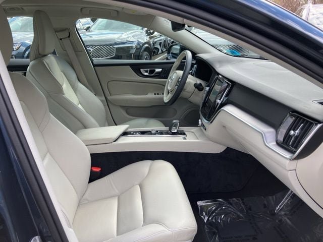 Certified 2024 Volvo S60 B5 Core FWD image 17