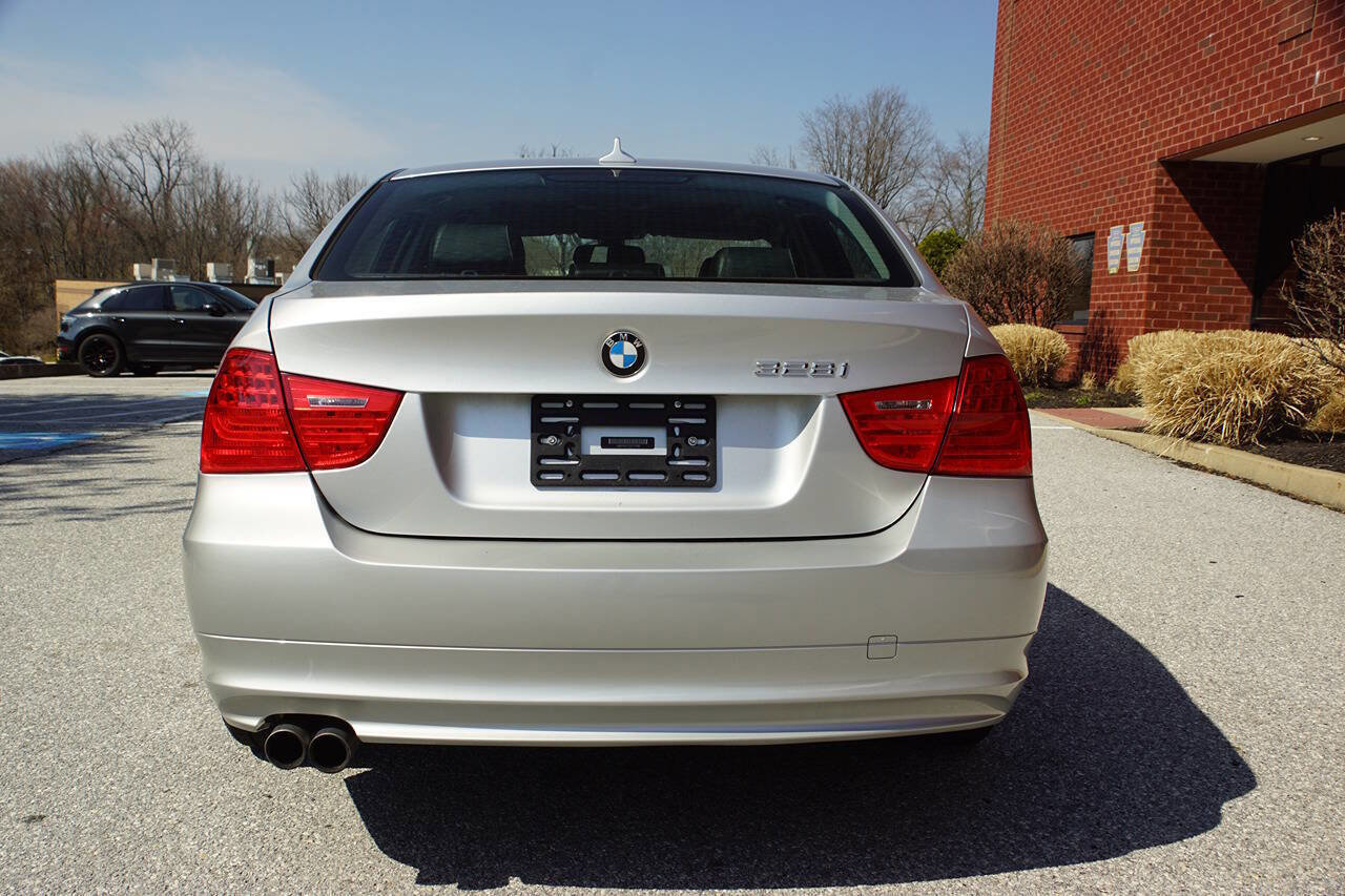 Used 2011 BMW 328i xDrive Sedan image 8