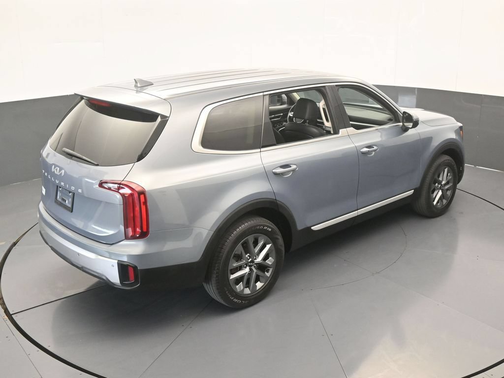 Used 2024 Kia Telluride LX FWD image 50