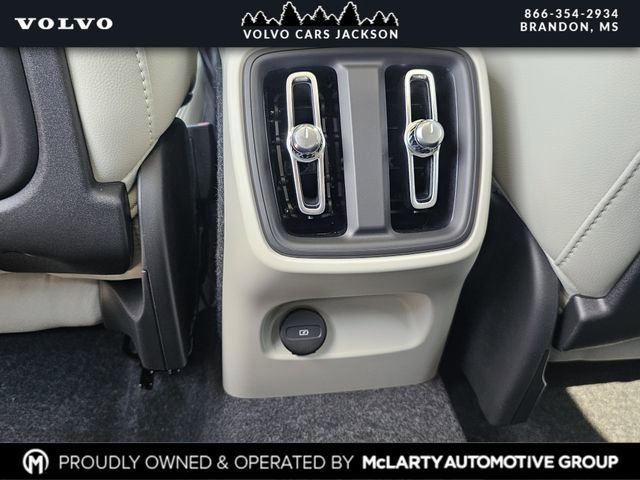 New 2026 Volvo XC40 B4 Plus w/ Protection Package Premier image 18