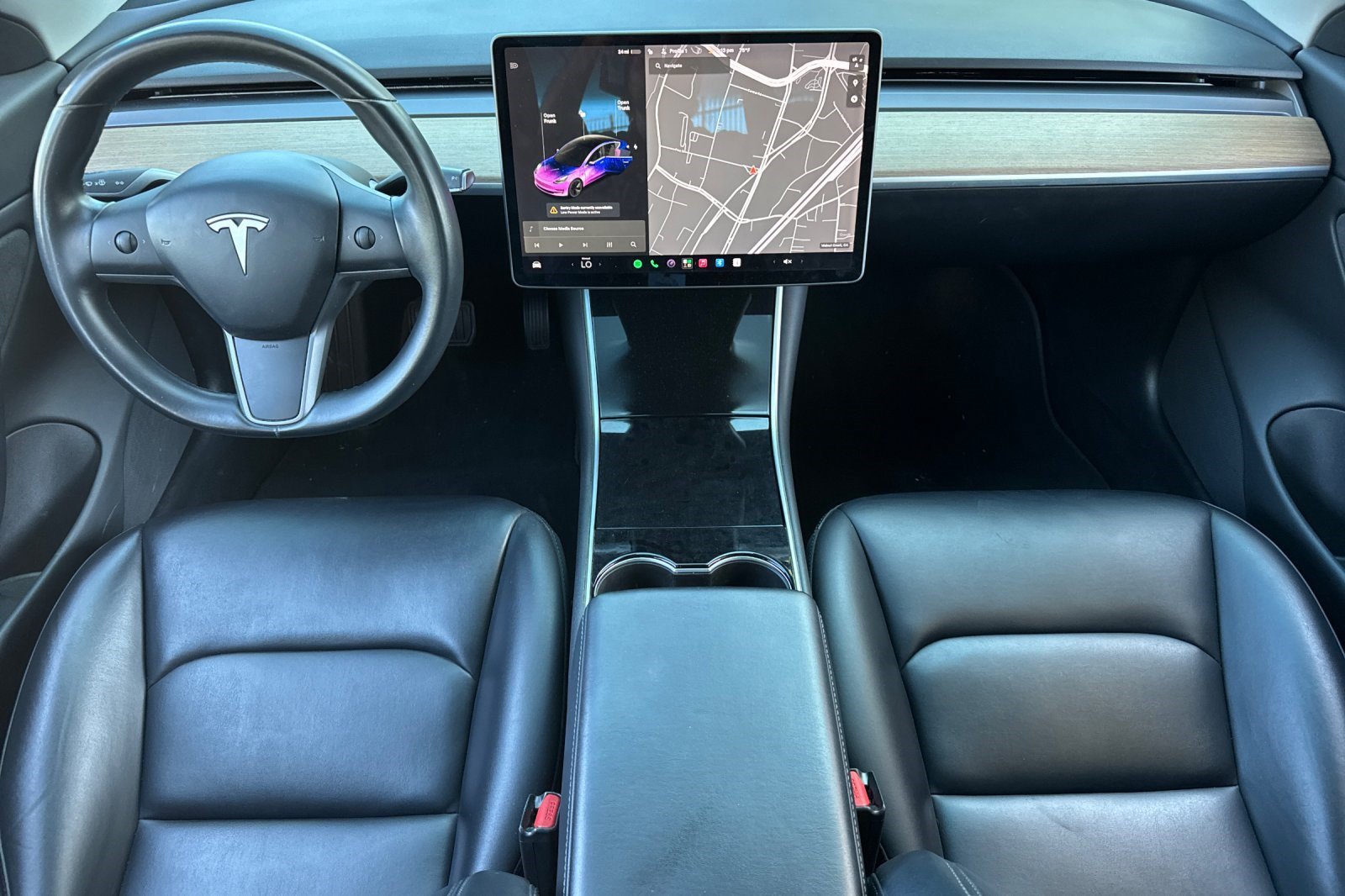 Used 2018 Tesla Model 3 Long Range RWD image 16