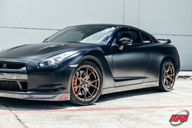 Used 2010 Nissan GT-R Premium AWD/4WD image 39