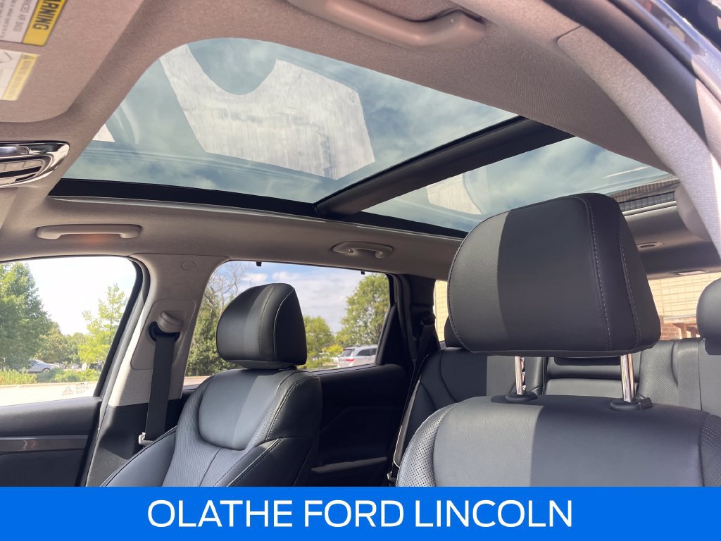 Used 2022 Hyundai Santa Fe Limited FWD image 19