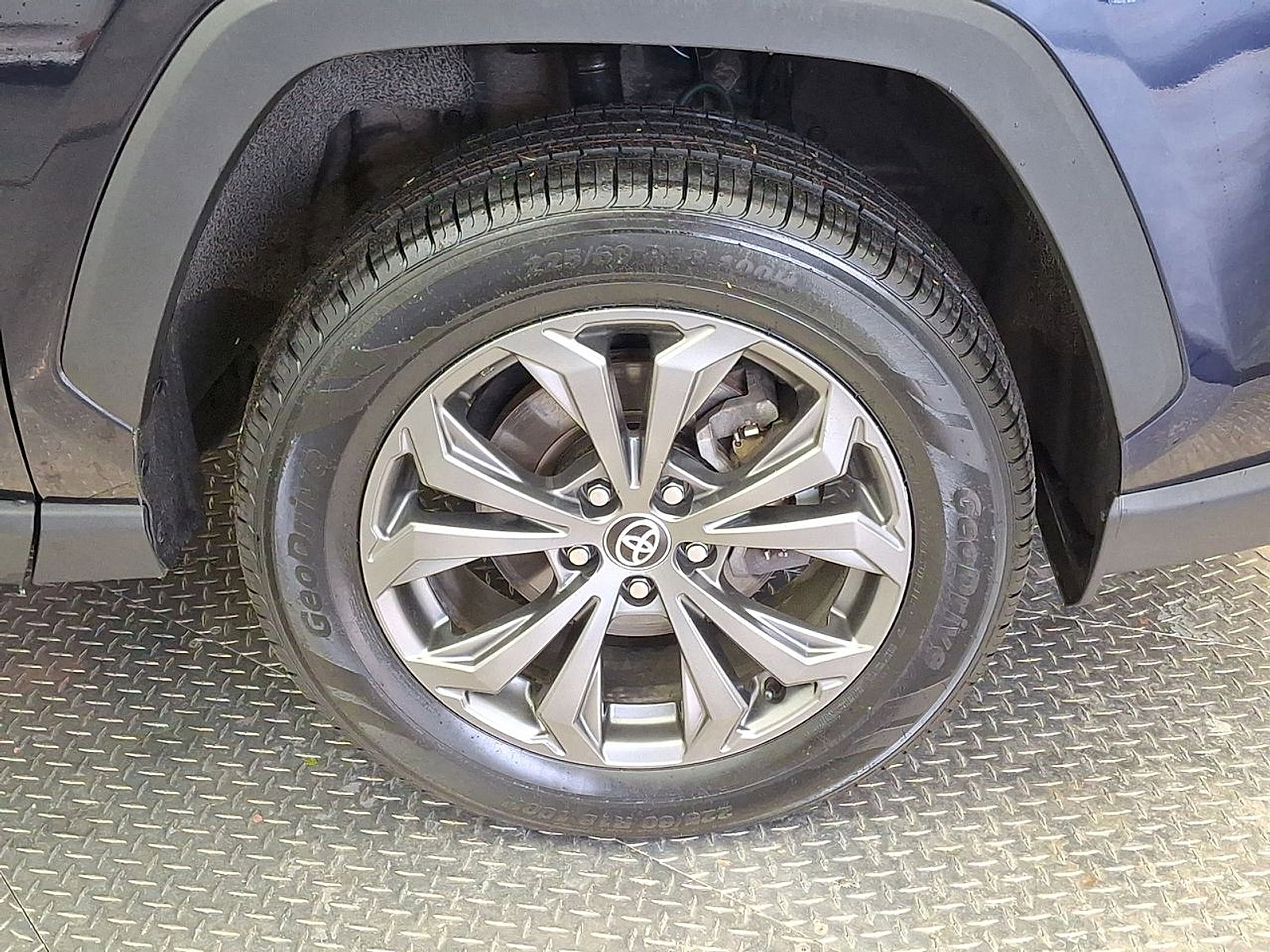 Certified 2022 Toyota RAV4 Limited AWD/4WD image 27