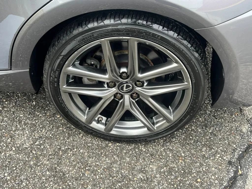 Used 2020 Lexus IS 350 F Sport w/ F Sport Package RWD image 40