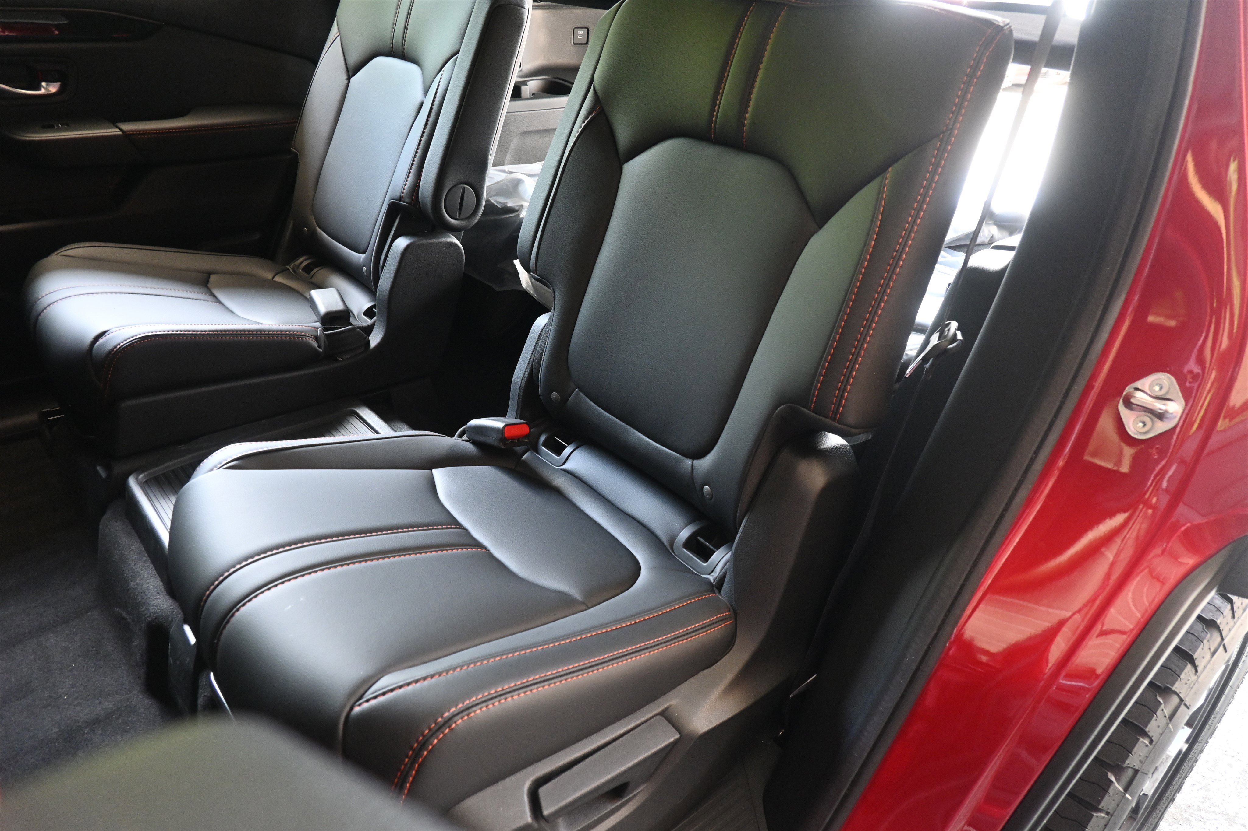 Used 2025 Honda Pilot TrailSport image 18