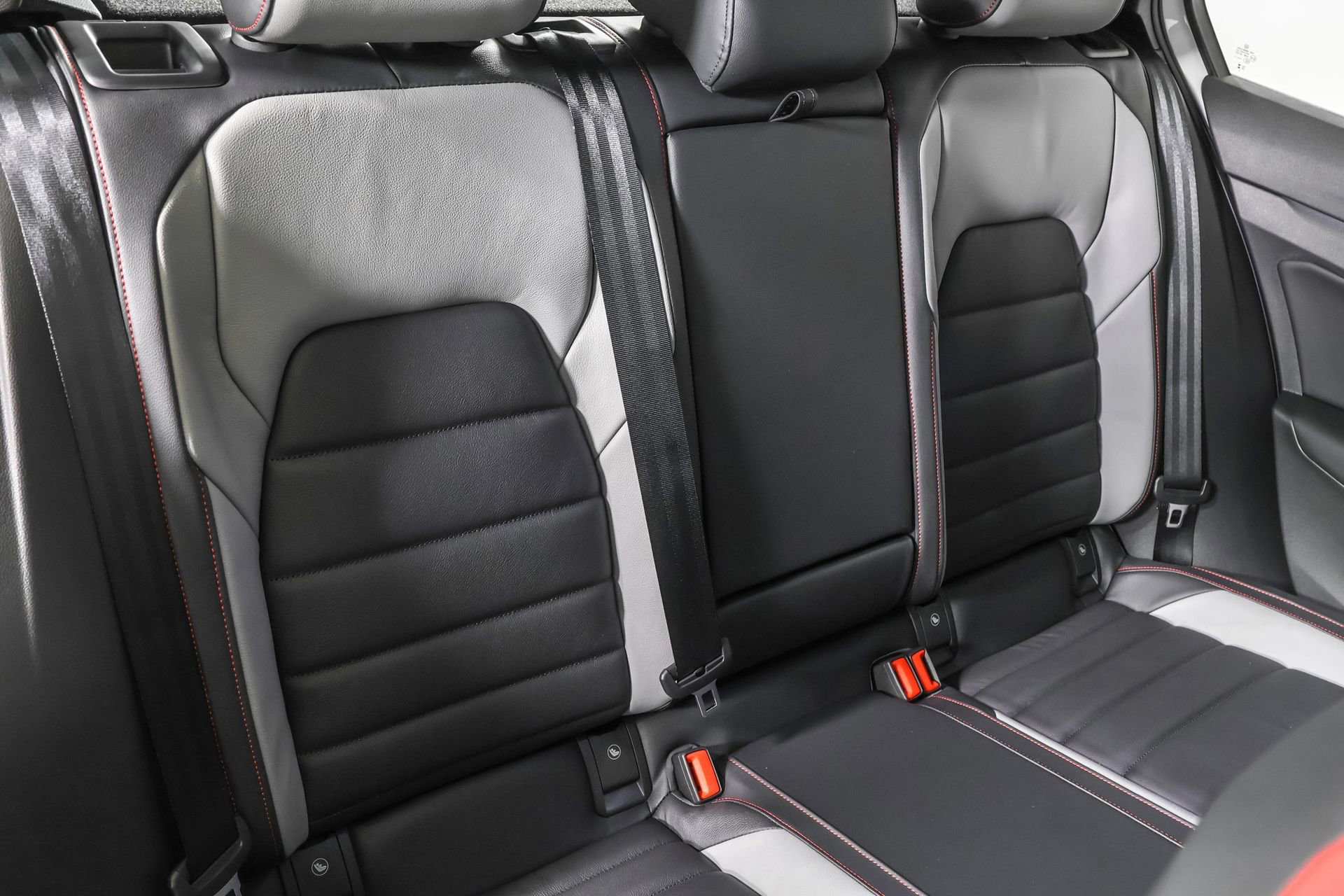 New 2026 Volkswagen GTI SE image 39