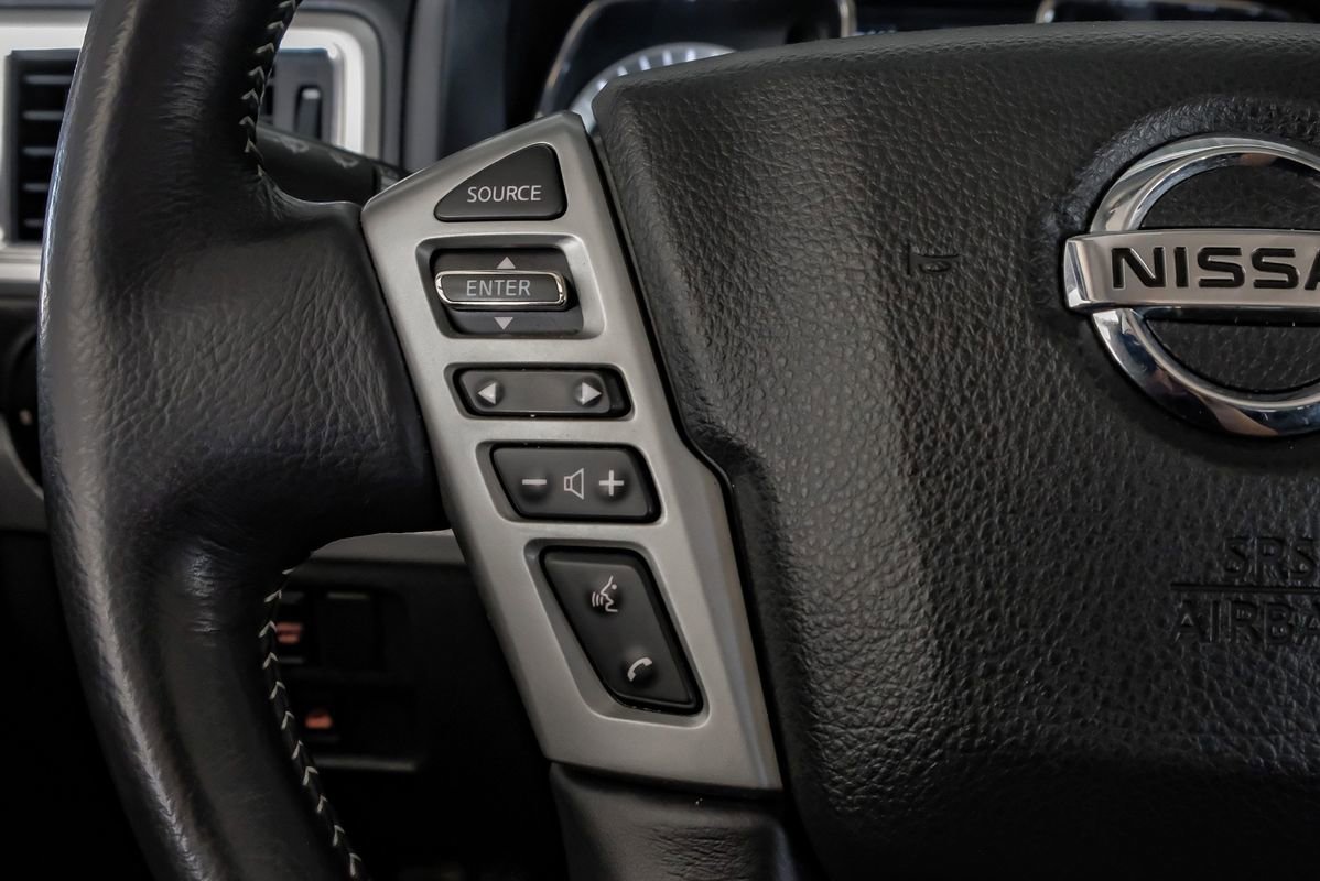 Used 2019 Nissan Titan PRO-4X image 15
