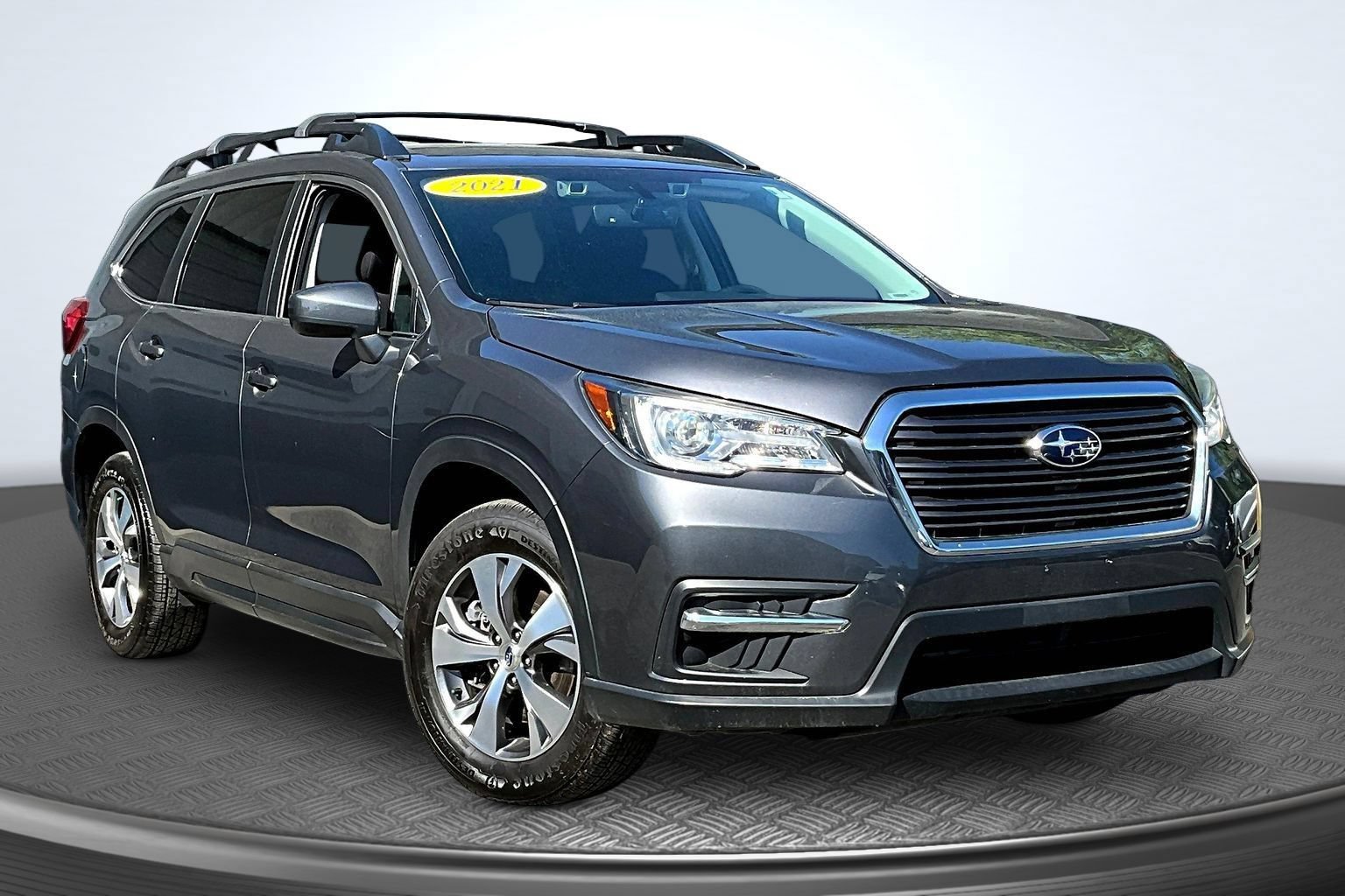 Used 2021 Subaru Ascent Premium w/ Convenience Package AWD/4WD image 3