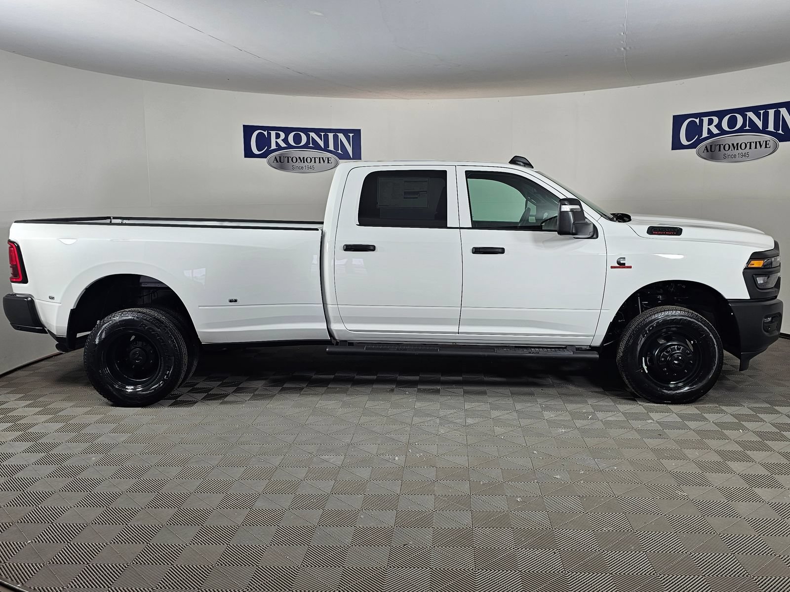 New 2026 RAM 3500 Tradesman AWD/4WD image 33