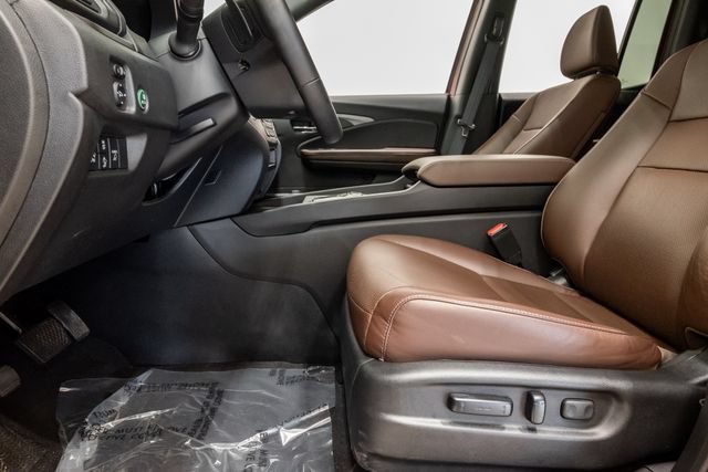Used 2025 Honda Ridgeline RTL image 12