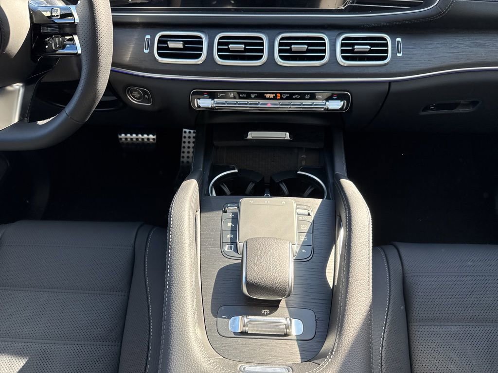 New 2026 Mercedes-Benz GLS 450 4MATIC image 23