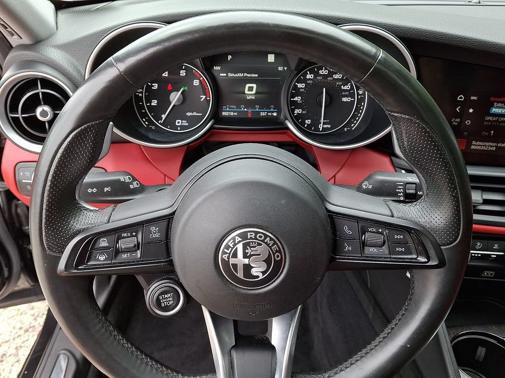 Used 2021 Alfa Romeo Giulia Ti w/ Nero Edizione AWD/4WD image 20