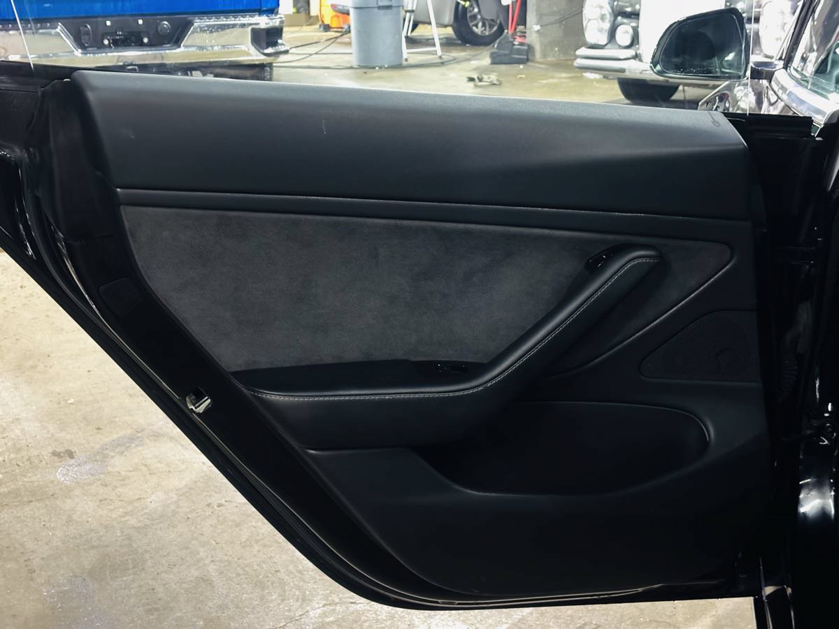 Used 2018 Tesla Model 3 Mid Range RWD image 28