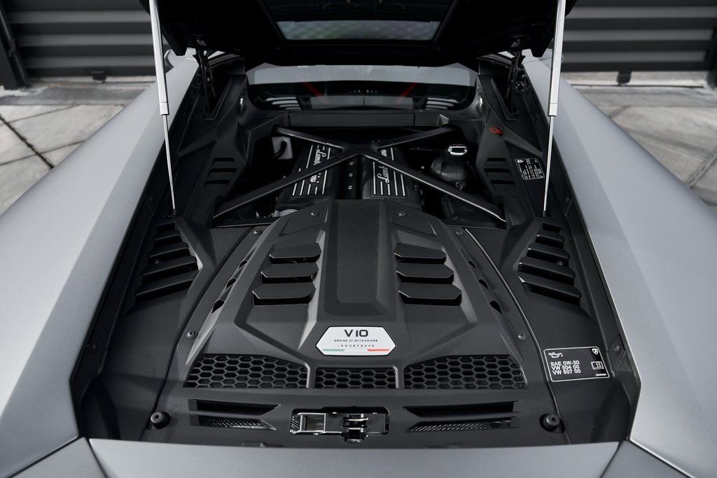 Used 2023 Lamborghini Huracan EVO image 25
