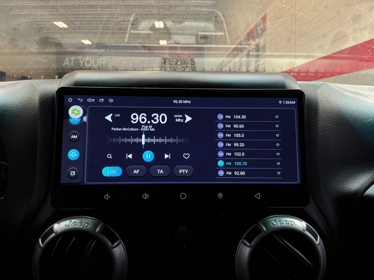 Used 2013 Jeep Wrangler Unlimited Sahara AWD/4WD image 32