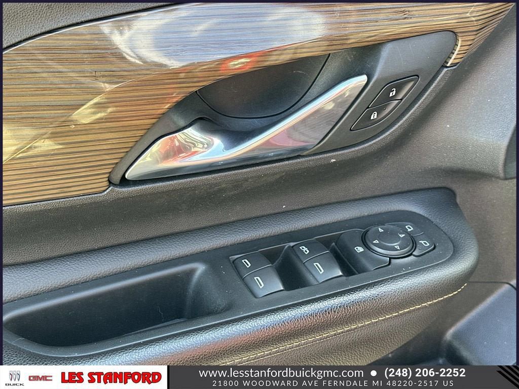 Used 2018 GMC Terrain SLE w/ Driver Convenience Package FWD image 17