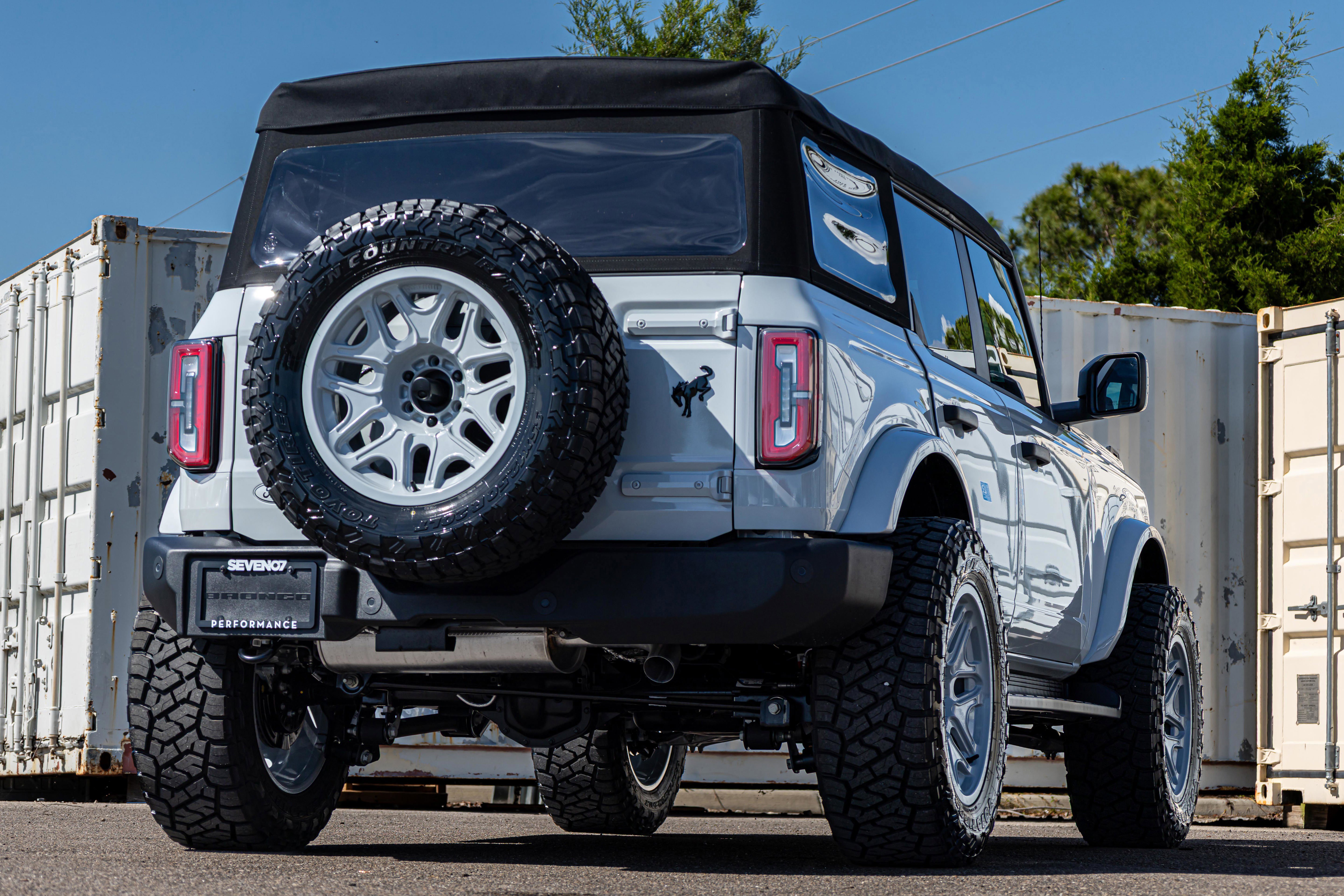 New 2026 Ford Bronco Outer Banks AWD/4WD video 3