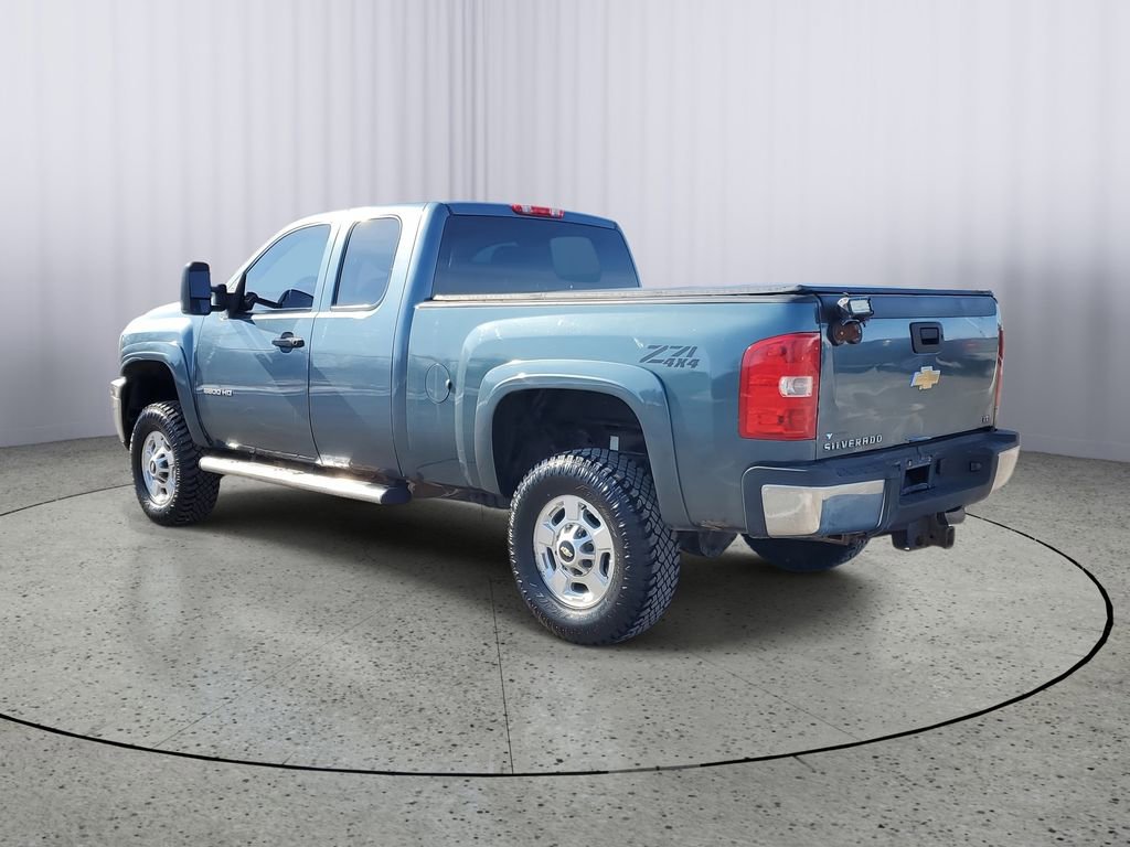 Used 2011 Chevrolet Silverado 2500 LT image 4