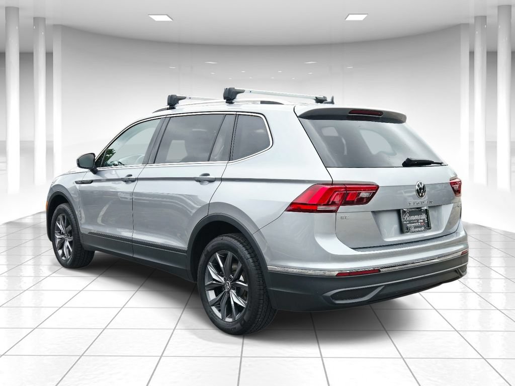 Used 2022 Volkswagen Tiguan SE AWD/4WD image 5