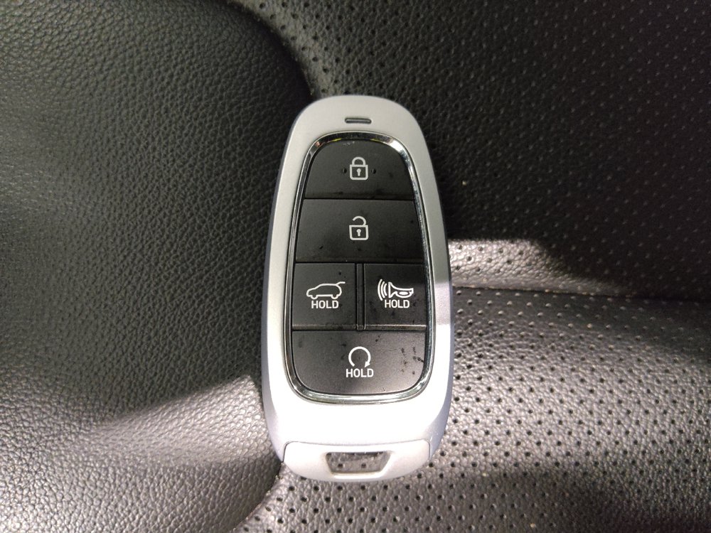 Used 2023 Hyundai Santa Fe SEL w/ Premium Package AWD/4WD image 32