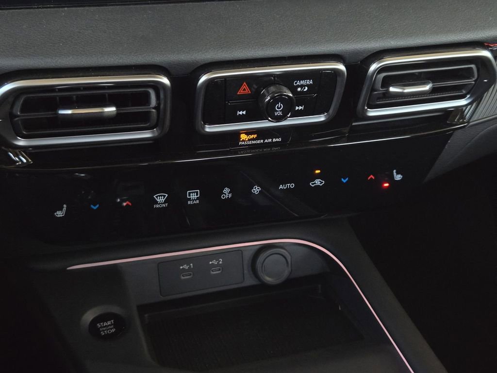 New 2026 Nissan Sentra SR w/ SR Premium Package image 22