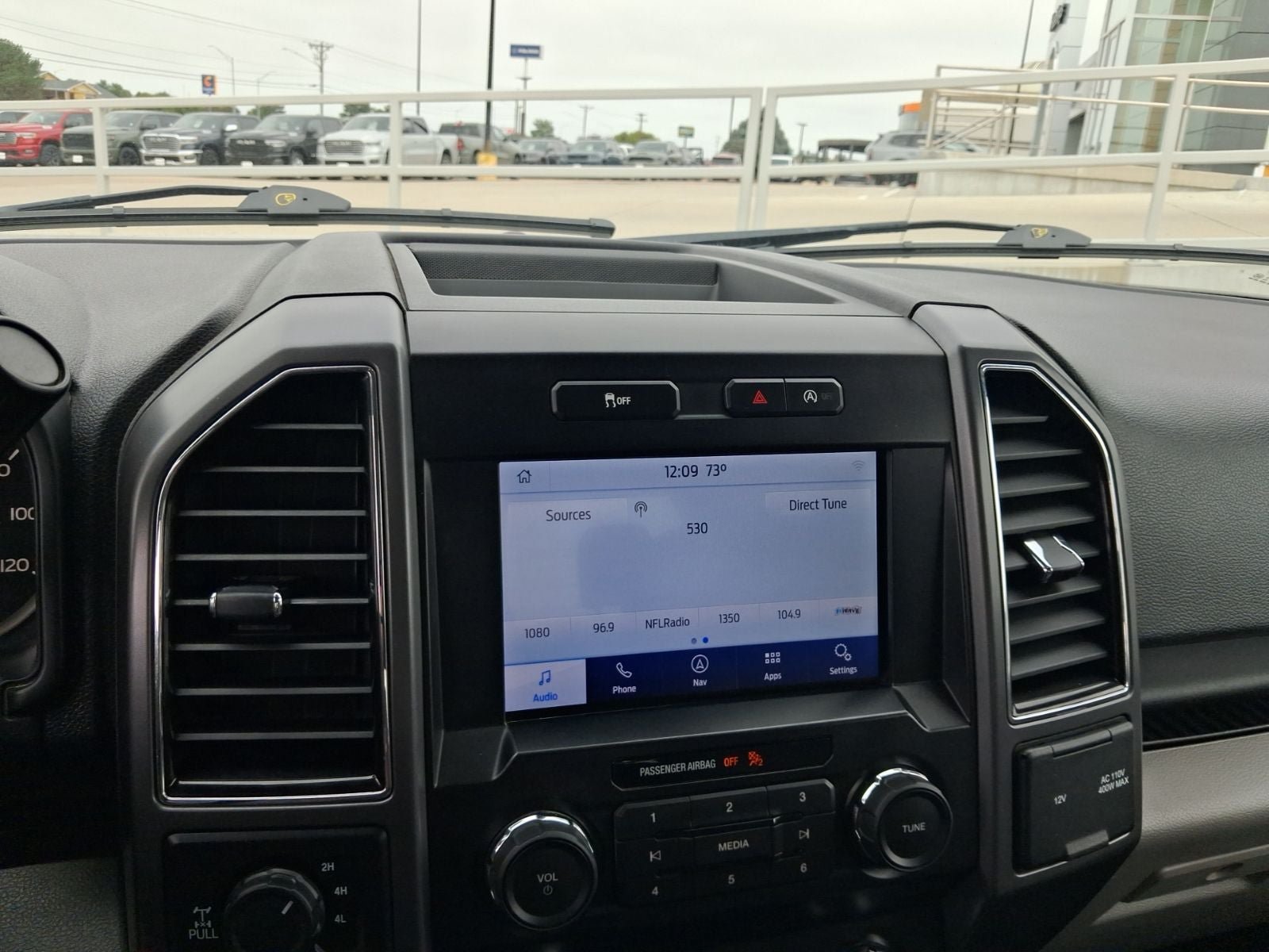Used 2020 Ford F150 XLT w/ Equipment Group 302A Luxury AWD/4WD image 24