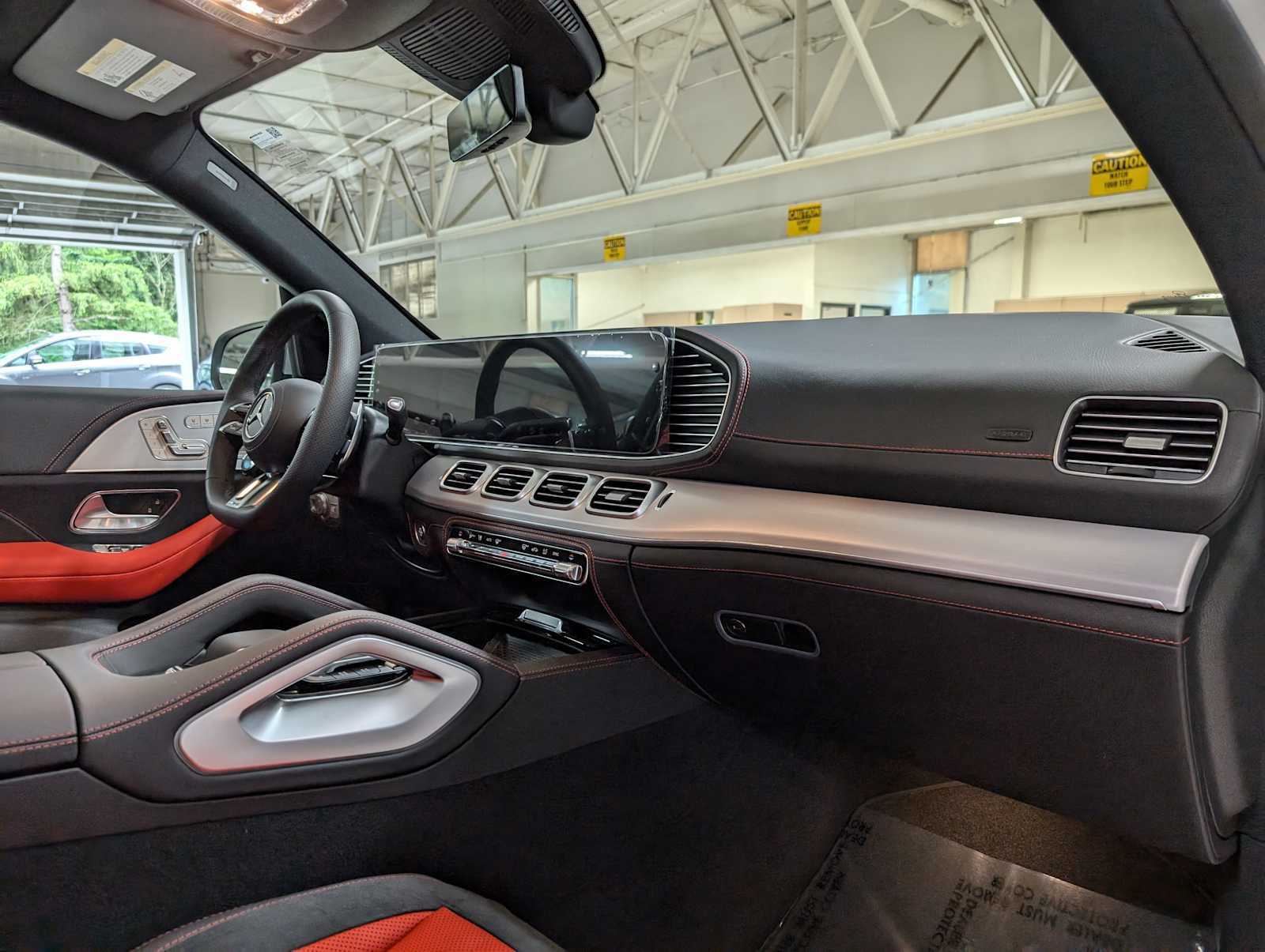 New 2025 Mercedes-Benz GLE 53 AMG AMG GLE 53 image 12