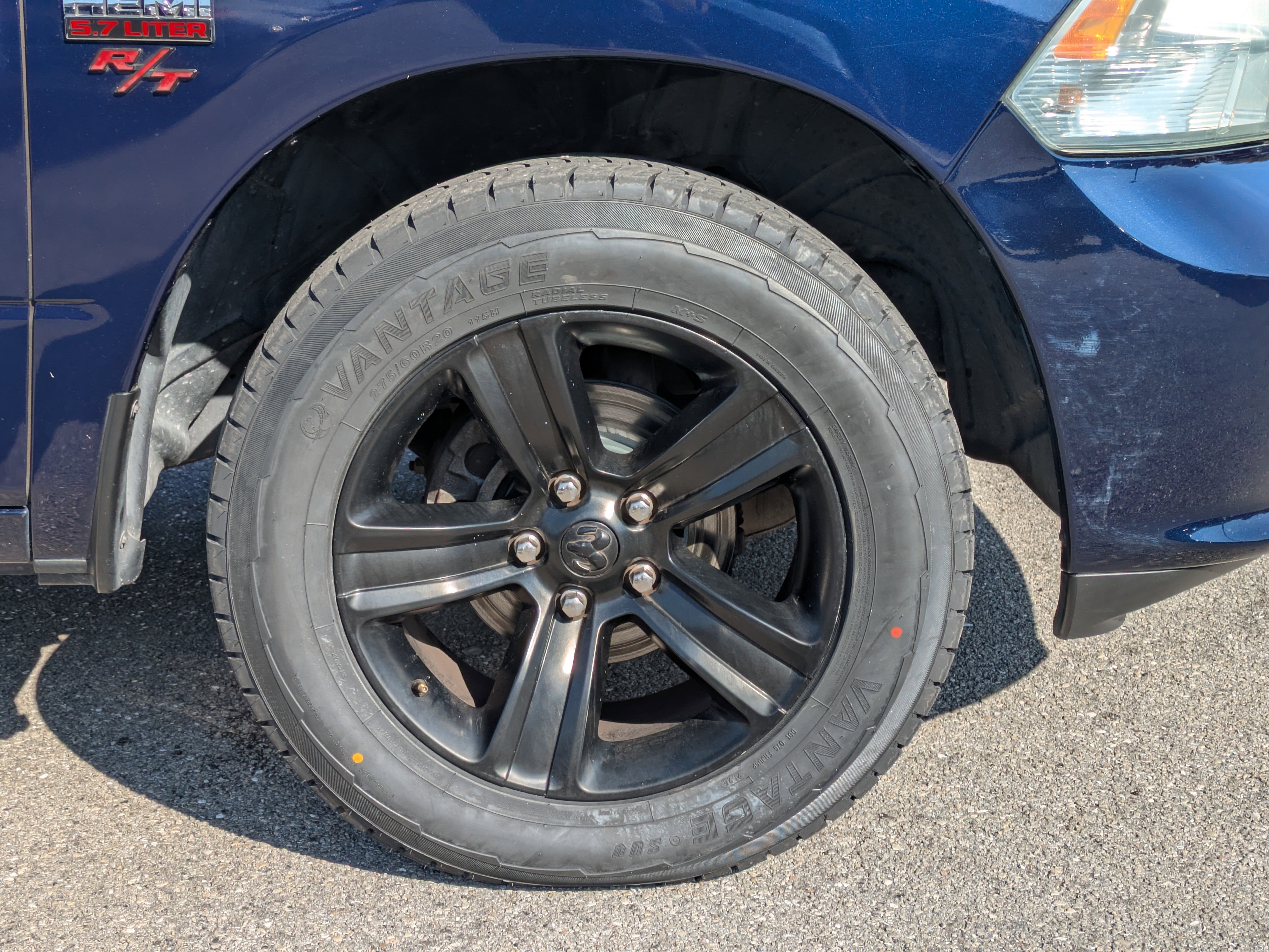 Used 2014 RAM 1500 Express image 11