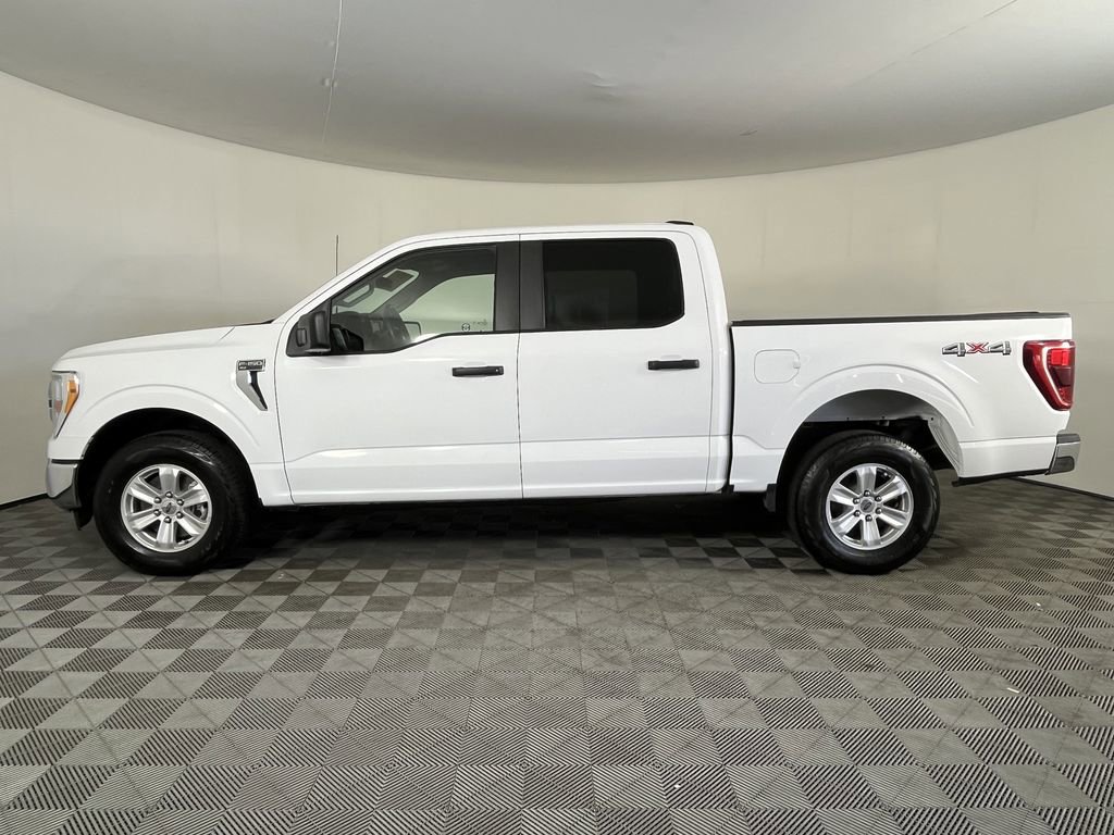 Used 2022 Ford F150 XLT w/ Trailer Tow Package image 9