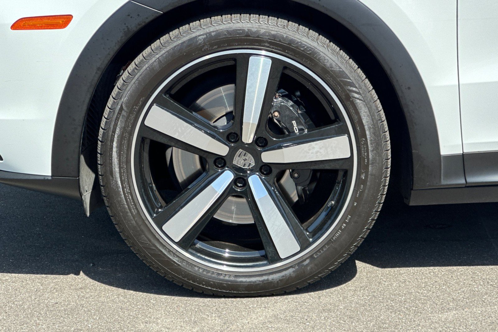 Certified 2023 Porsche Cayenne S AWD/4WD image 27