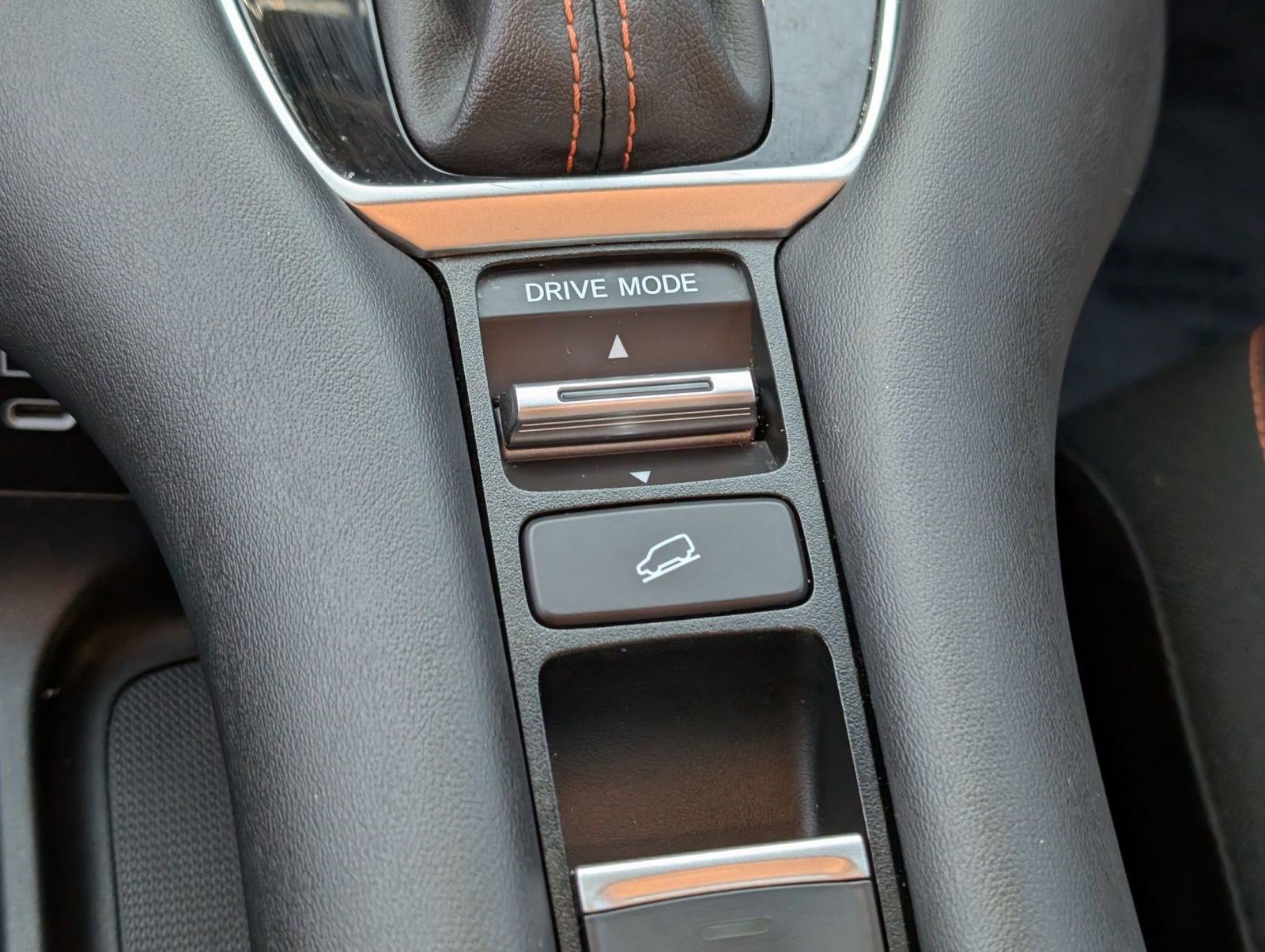 Used 2025 Honda HR-V Sport image 26