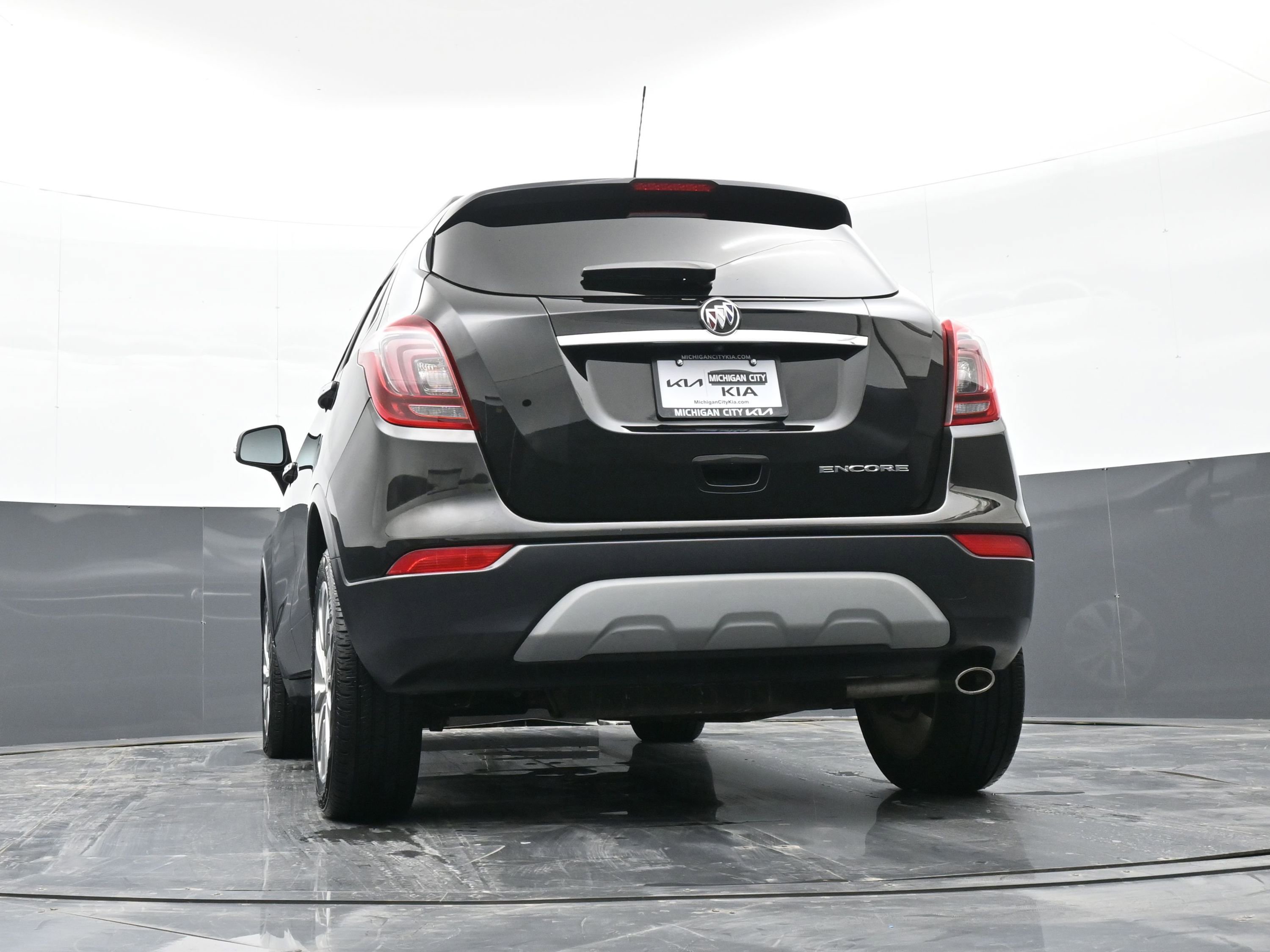 Used 2019 Buick Encore Preferred image 42