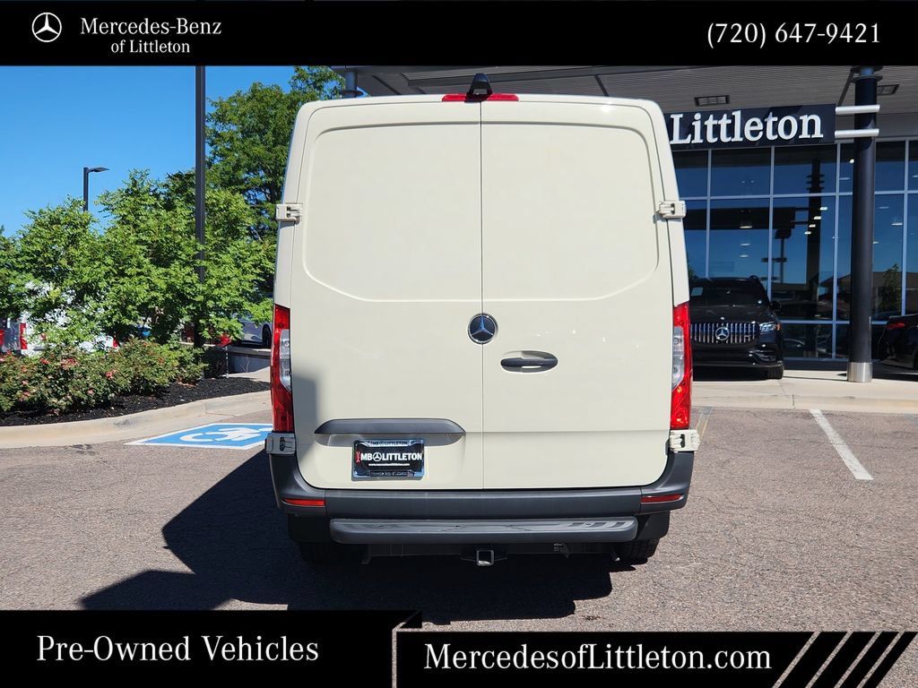 Used 2023 Mercedes-Benz Sprinter 1500 image 6
