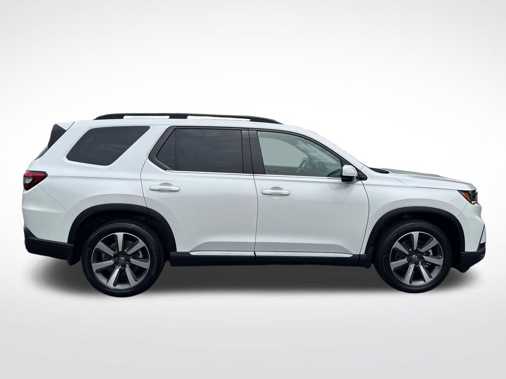 Used 2024 Honda Pilot Elite image 6