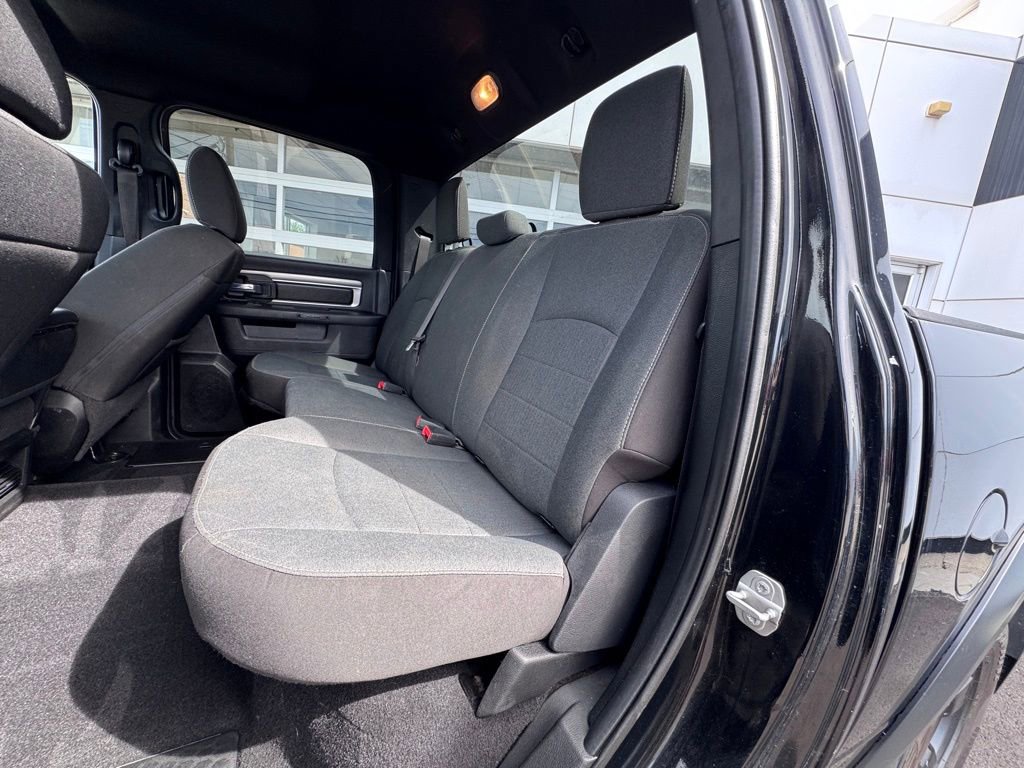 Used 2022 RAM 1500 Classic Warlock AWD/4WD image 29