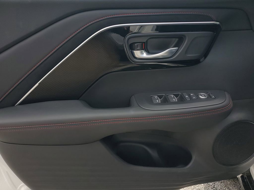 Certified 2025 Acura ADX A-Spec image 19