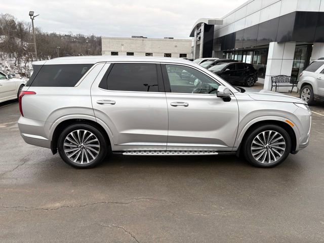 Used 2025 Hyundai Palisade Calligraphy image 6
