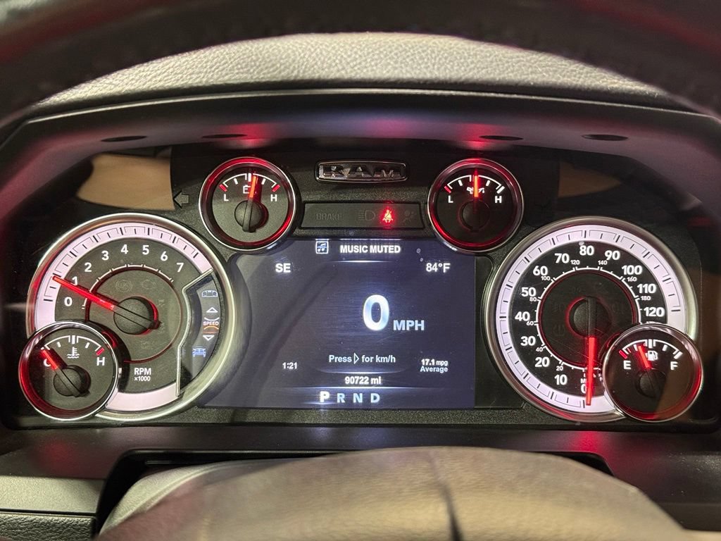Used 2018 RAM 1500 Laramie w/ Convenience Group AWD/4WD image 24